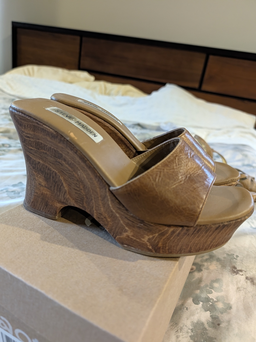 Steve Madden Brown Tan Platform Wedge Slide Sandals